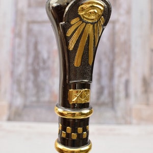 Freemasonry Walking Cane - 93cm Gentleman's Walking Stick With VG Relief Design & Knob Handle