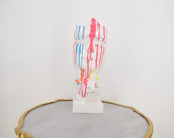 Modern Graffiti Sculpture "The Moment" – Man Making a Silence Gesture | Colorful Face | Eye-Catching Art Decor for Contemporary Interiors