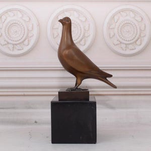 Elegant Pigeon Bronze Sculpture on Marble Base - Peaceful Bird Statue - Vintage Figure - Home Decor - Gift for Birthday