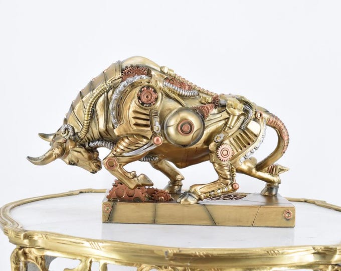 Bull Market Figurine – Symbol of Strength & Growth – Fierce Bull Statue – Investor Gift – Bold Office Decor – Hossa Home Accent