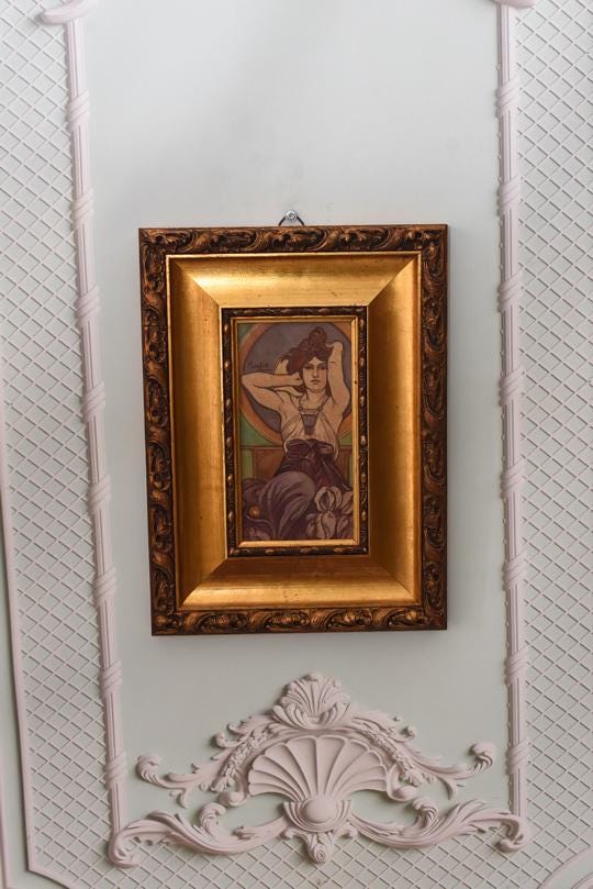 gallery photo