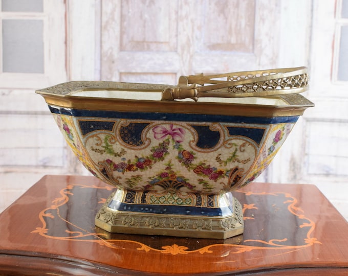 Vintage Porcelain Bowl - Flower Painted Ornaments - Gilded Porcelain - Plateau Art Nouveau - Exclusive Porcelain - Home Decor - Gift Idea