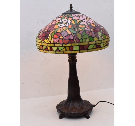 Rose stained top glass lamp