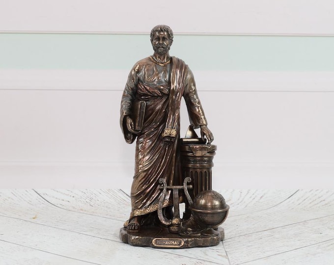 Vintage Pythagoras Statue - Unique Greek Philosopher Sculpture - Timeless Home Decor - Antique-Inspired Art