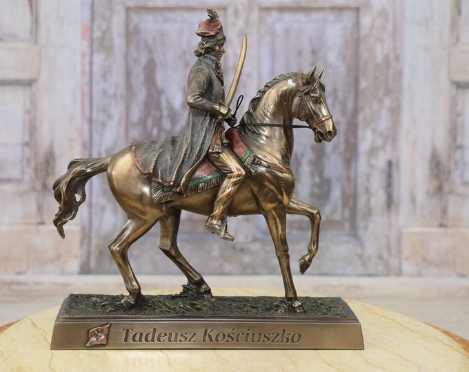 Tadeusz Kosciuszko Hero of the US Revolutionary War - Polish Patriotic Statue - American War of Independence