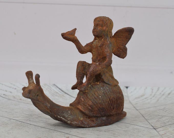 Cast Iron Thumbnail on Snail – Vintage Garden Sculpture – Rustic Decorative Figurine – Unique Gift for Garden Lovers - Home Garden Decor
