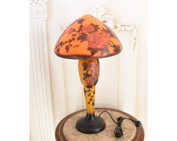 Emile Gallé Style Art Nouveau Table Lamp: Floral Glass Desk Light