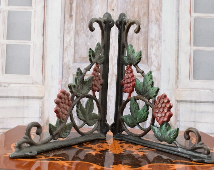 Brown Decorative Hooks for Wall Ledges - Pair Cast Iron Shelf Brackets - Rustic Home and Garden Decor - Solid and Stable - Wall Bookshelf