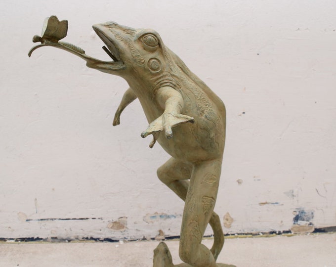 Frog and dragonfly fountain bronze - sculpture turtle - statue frog  - bronze garden decoration -