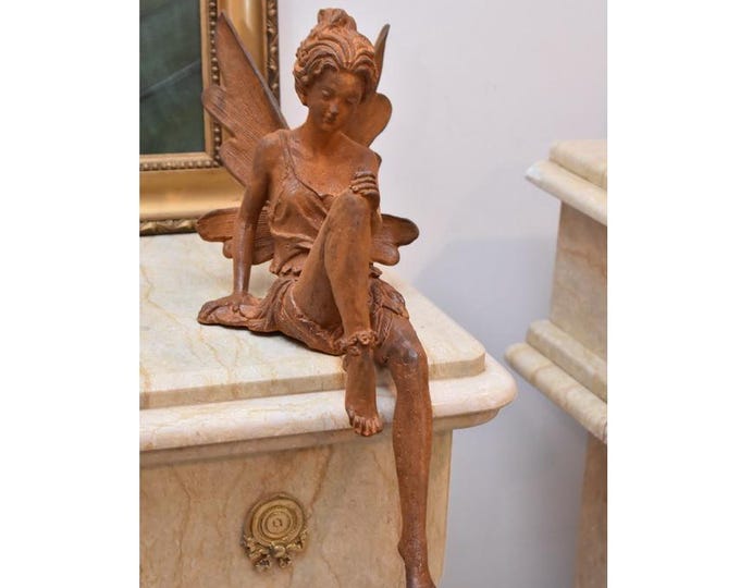 Cast Iron Thumbnail – Vintage Garden Elf Sculpture – Rustic Decorative Figurine – Unique Gift for Garden Lovers