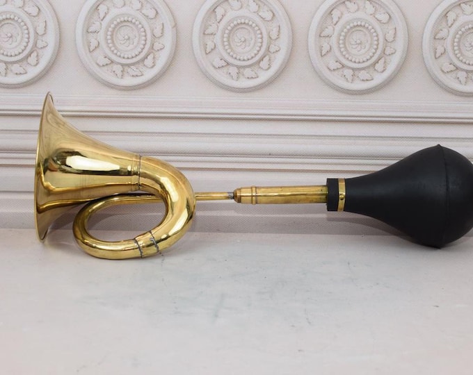Vintage Brass Car Horn - Brass Auto Horn - Car Trumpet Horn - Home Decor - Car Decor - Retro Brass Car Horn - Home Decor - Gift Idea