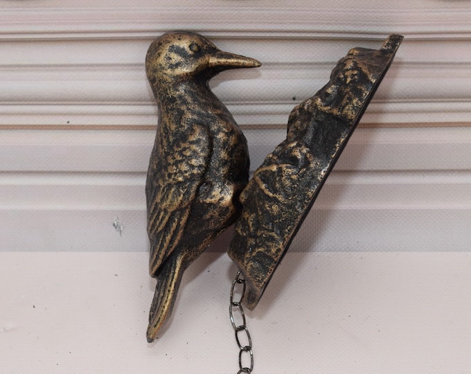 Cast Iron Door Knocker - Brown Woodpecker Statue - Door Decor - Home Decor - Funny Gift - Elegant Vintage Woodpecker