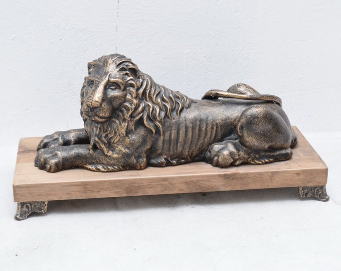 Lion Figurine on Wooden Base Symbol of Strength Figurine Figure Gift Vintage Antique Style Home Garden Decor