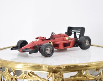 Vintage Red Metal Model Racer: Iconic Formula Car, Home Decor