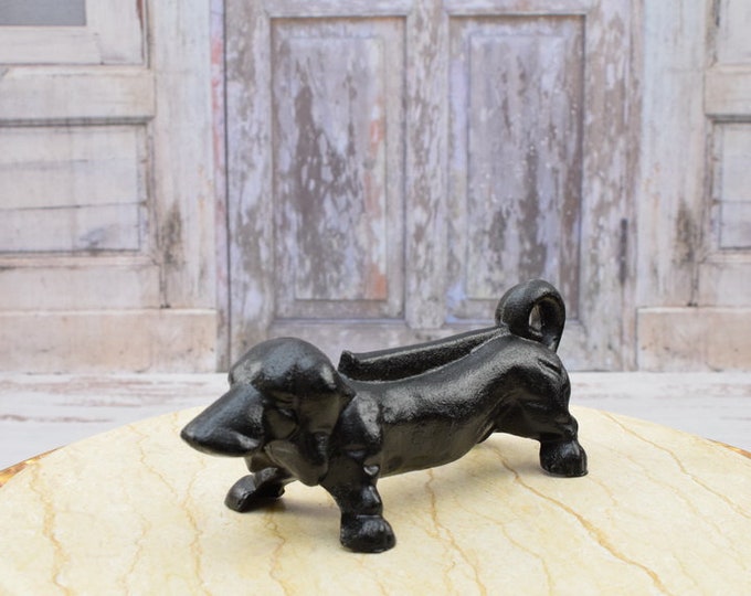 Cast Iron Dachshund Statue - Dog Sculpture - Shoe Brush - Vintage Statue Shoe Cleaner - Home and Garden Decor - Gift Idea