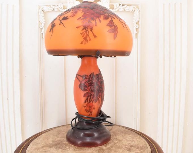 Emile Gallé Style Art Nouveau Desk Lamp: Grapes & Botanical Motifs