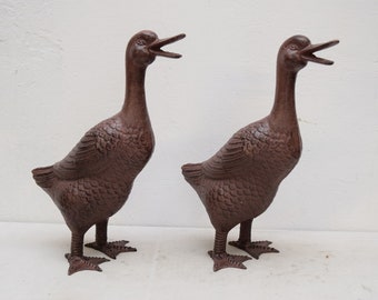 Pair Ducks Cast Iron Sculpture Figurines Realistic Duck Figurines - Garden decorations
