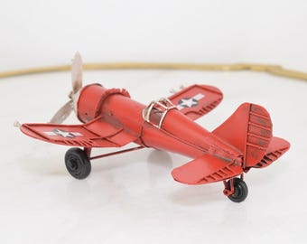 Red Metal Airplane Model: Vintage Classic Plane Decor