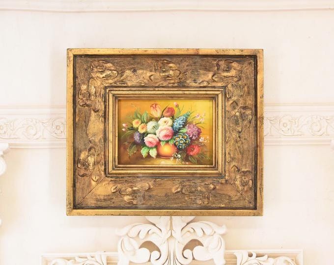 Vintage Floral Oil Painting – European Still Life Vase Art