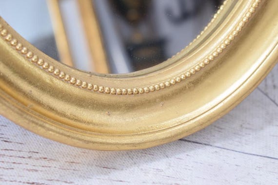 Miroir Décoratif Vintage Avec Chérubins Dorés - 33,5 X 17 X 8 Cm - Patine Dorée - Fabrication Soignée