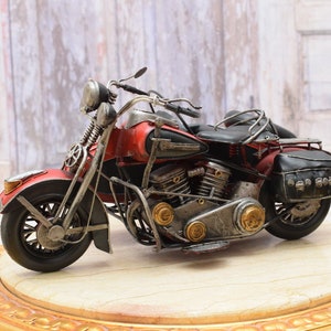 Großes rotes und schwarzes Motorrad mit Beiwagen - Alte Schule Metallmodell - Altes Motorrad Modell - Sammlerstück - Geschenkidee - Wohndeko