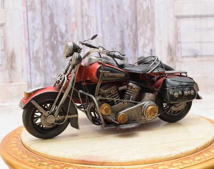 Large Red and Black Motorbike with Sidecar - Old School Metal Model - Old Motorcycle Model - Collector Item - Gift Idea - Home Decor
