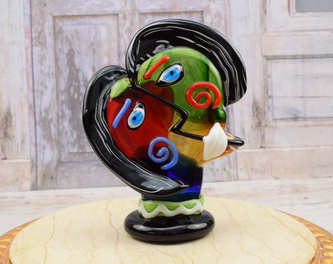 Murano Style Glass Sculpture shows Kissing Couple - Faces Pablo Picasso Style - Colorful Figure Italian Luxury Glass - Gift Idea for Lovers