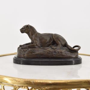 Lying Panther Bronze Statue on Marble Base - Panther Sculpture on Rock - Realistic Animal Bronze - Vintage Figurine -Home Decor