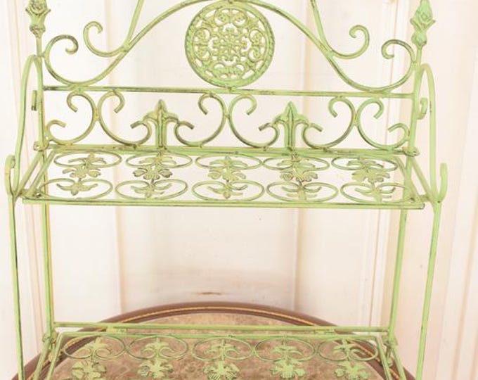 Vintage Iron Flower Pot Stand: Rustic Brown & Green Metal Shelf