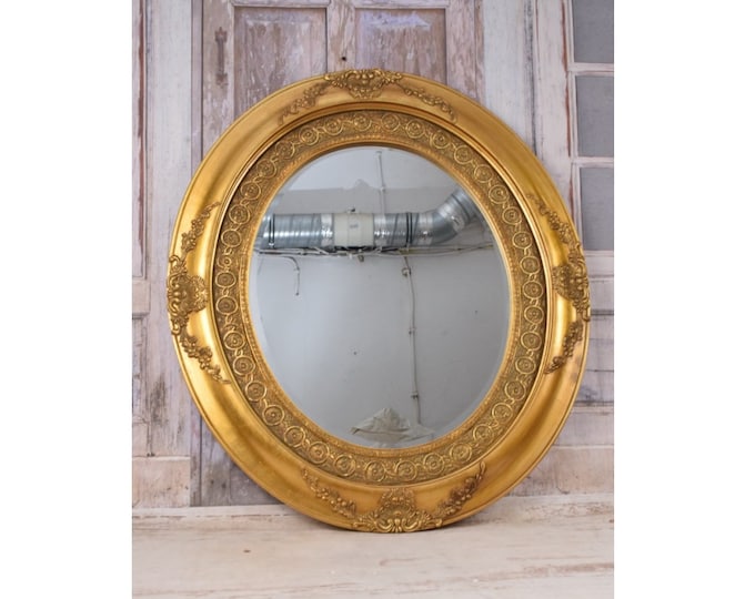 Oval Mirror in Gold Frame - Vintage Style Mirror - Victorian Style - Wall Decor - Wall Art - Home Decor - Gift Idea - Regency Decor