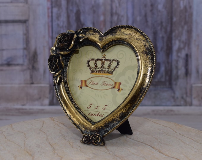 Heart Carved Gold Photo Frame - Art Deco Meets Victorian Style - Desk Decor - Home Decor - Wedding Picture Frame