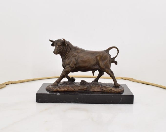 Solid and Heavy Bull Bronze Sculpture on Marble Base - Business Figurine - Bull Market - Foundry Mark - Exclusive Gift Idea