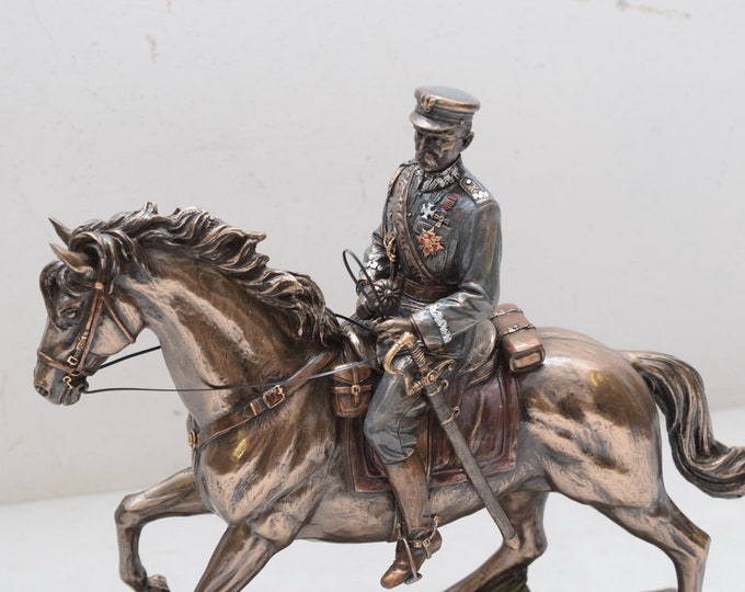 Jozef Pilsudski on Horse - First Marshal of Poland - Polish Patriotic Statue - Exclusive Gift