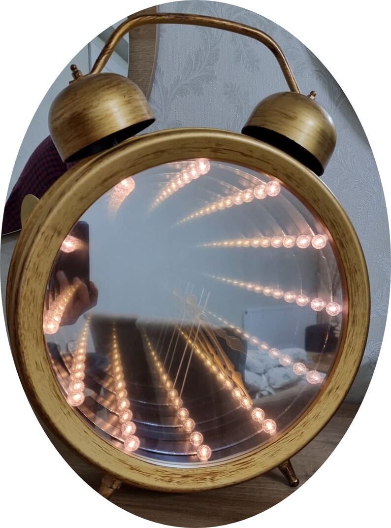RGB Mirror Clock, Infinity Effect, Wall Clock and Desktop Clock Round