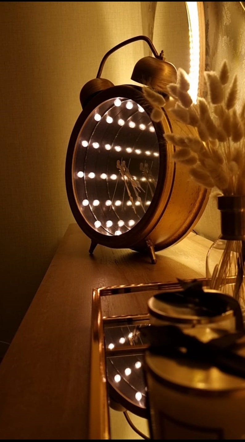 RGB Mirror Clock, Infinity Effect, Wall Clock and Desktop Clock Round