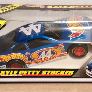Vintage 1997 Tyco R/C Kyle Petty Stocker #44 Hot Wheels NIB