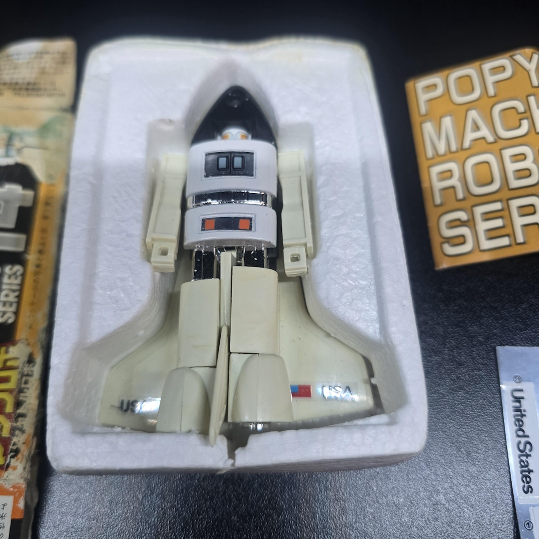 1980s Popy Machine Robo Series MR-14 Space Shuttle Robot Japan