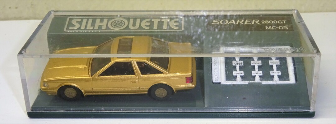 Isuzu PIAZZA Silhouette Takara 1/80 - Japon - Moteur à Rétrofriction - Neuf Dans Boîte