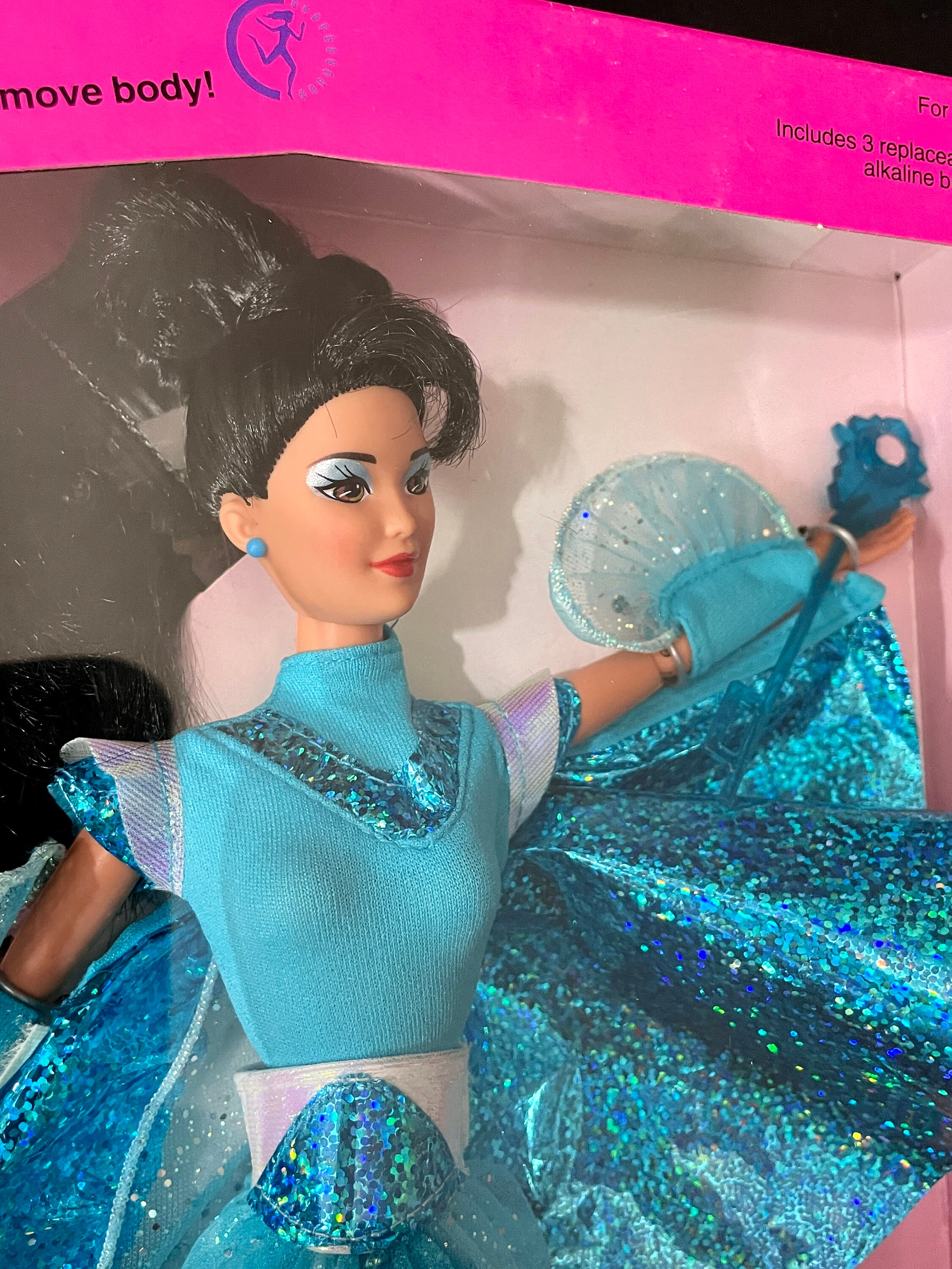 Flying hero barbie 1995 hotsell