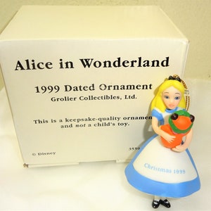 ALICE IN WONDERLAND Christmas 1996 GROLIER COLLECTIBLES Porcelain Disney  Figure