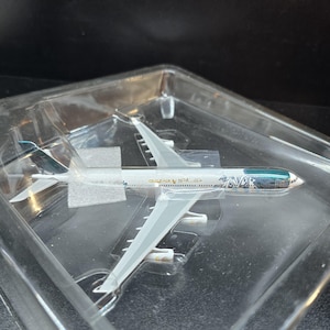 Gemini Jets A340-300 Gulf Air Livery 1:400 Scale Model Diecast NIB