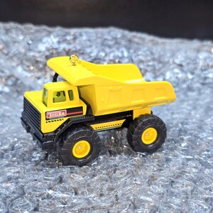 Hallmark Hasbro De-cast Tonka Dump Truck Chrstmas Ornament n Box