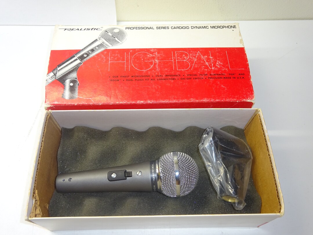 Realistic 33983 Dual Impedance Dynamic Cardioid Microphone Made by