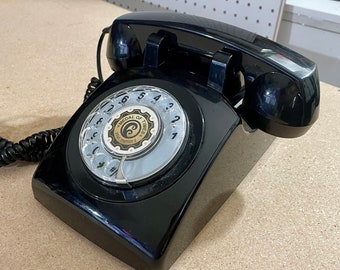 Vintage Retro Rotary Telephone (for landline) Medal of Times Black Pre-owned