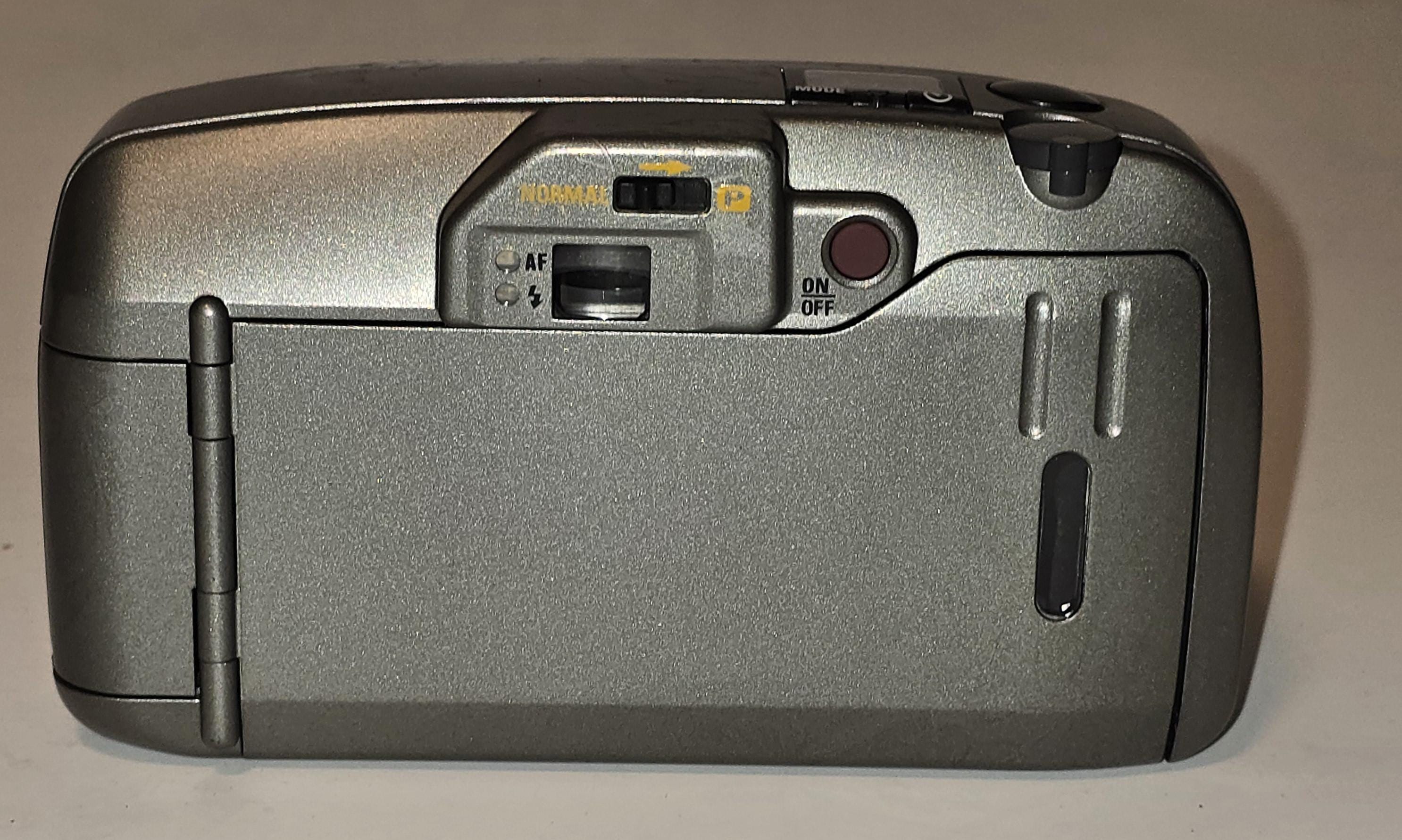Appareil Photo Argentique Ricoh RZ-105 Compact 35mm Zoom Auto - Occasion Fonctionnel