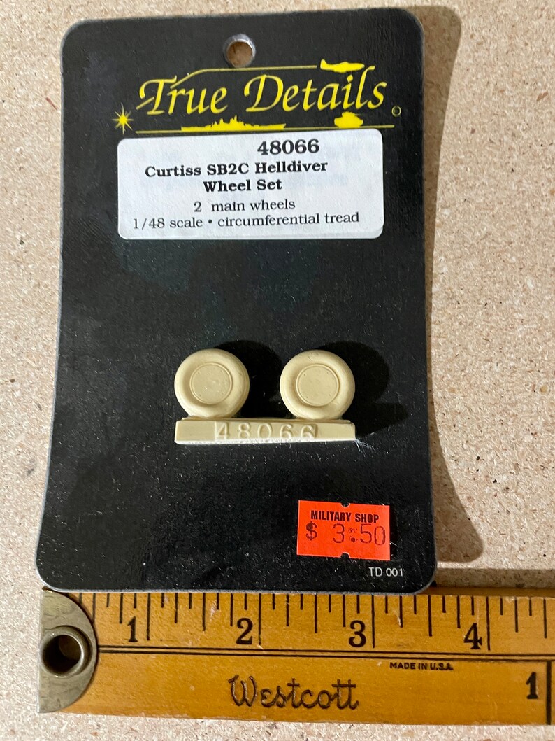 Circumferential Rims True Details 1/48 Curtiss SB2C Helldiver Wheel Set (2 Main Wheels ...