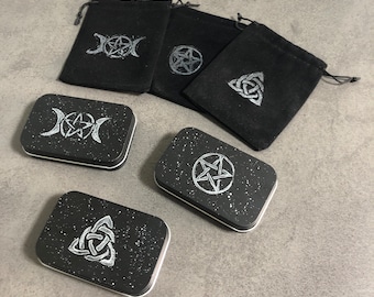 Small Box Hand Painted Empty Pentagram Pentagram Pentagram Triquetra Triple Moon Hecate Mini Pocket Witch Witch Wicca Wiccan Box