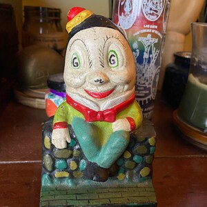 Vintage Style Humpty Dumpty Cast Iron Coin Bank