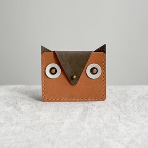 Cartera de piel de búho • Monedero, tarjetero • Bonito regalo • Cosida a mano • Hecha a mano en EE. UU.