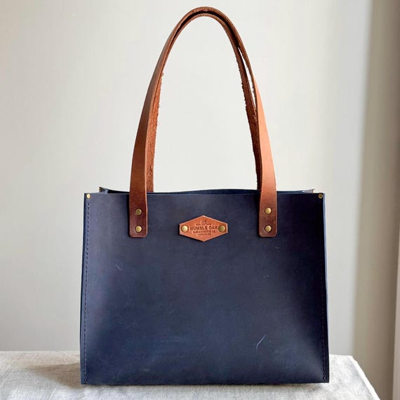 Vintage Simplicity Solid Rivets Bags(4 Colors) Vintage Simplicity Solid Rivets Bags(4 Colors)